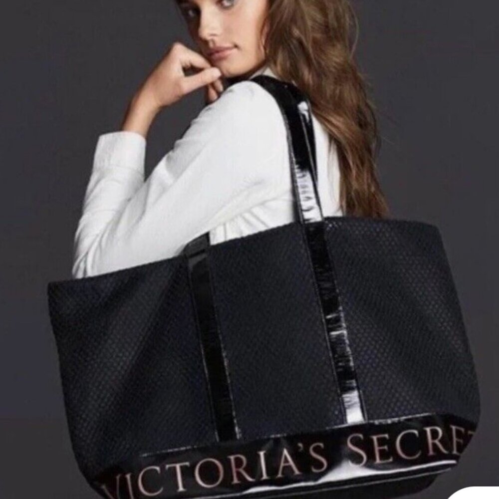 Victoria’s Secret Black Mesh Weekender Travel Beach Bag, 23"x16"